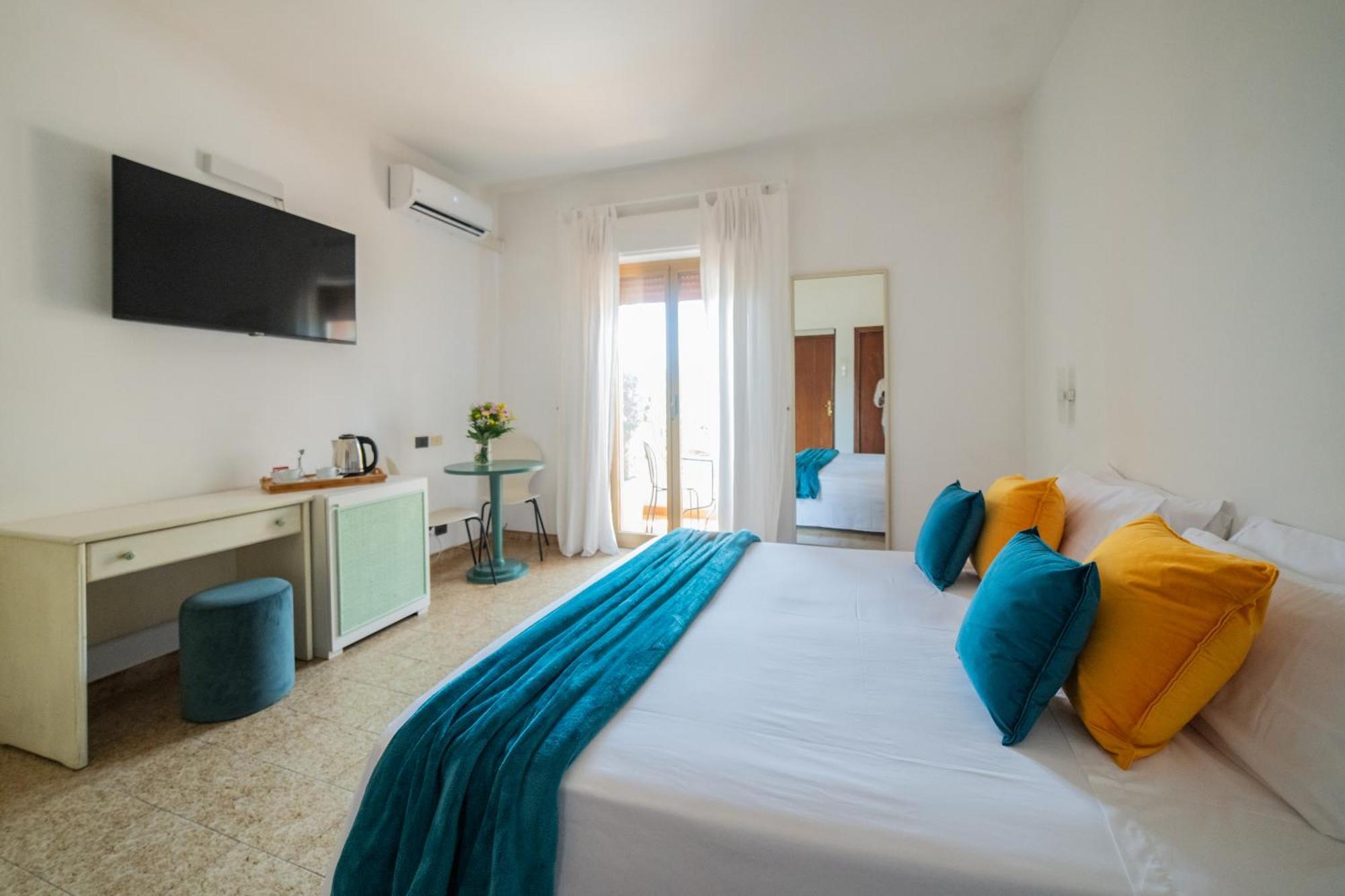 Bed and Breakfast Casa Pertosa Taormina Habitación foto